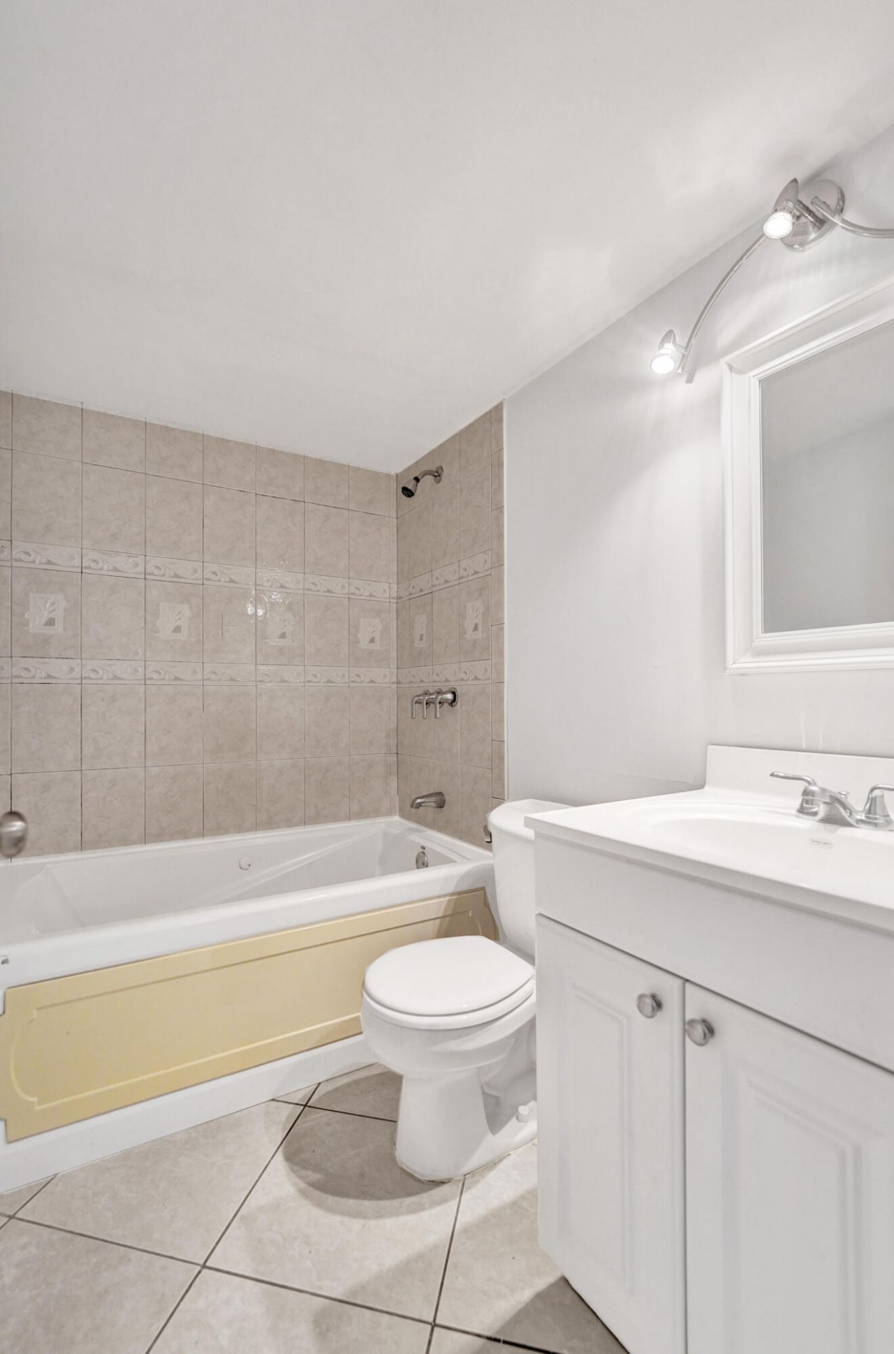 1100 NW 87th Avenue, Unit 208, Coral Springs, FL 33071 Photo