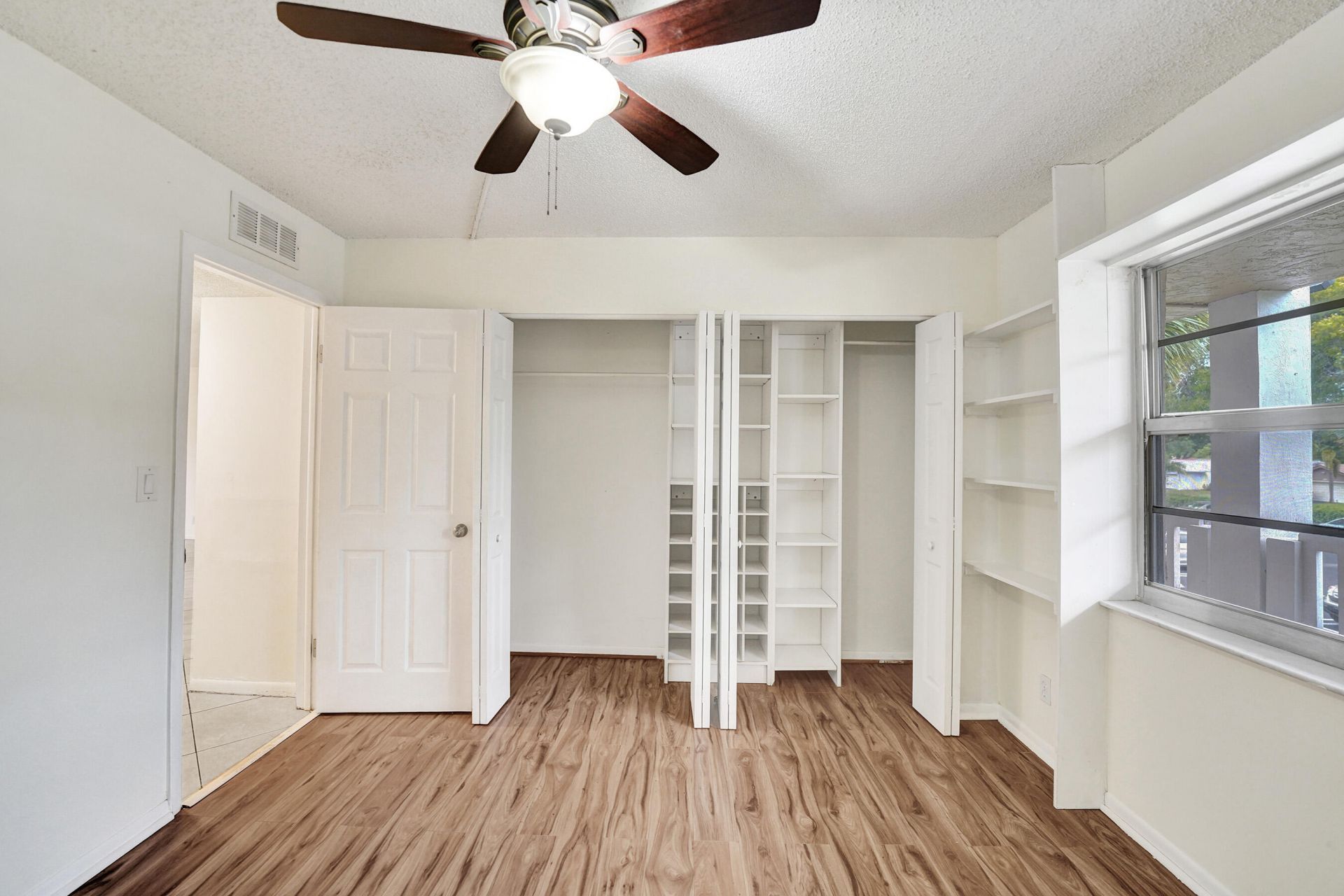 1100 NW 87th Avenue, Unit 208, Coral Springs, FL 33071 Photo