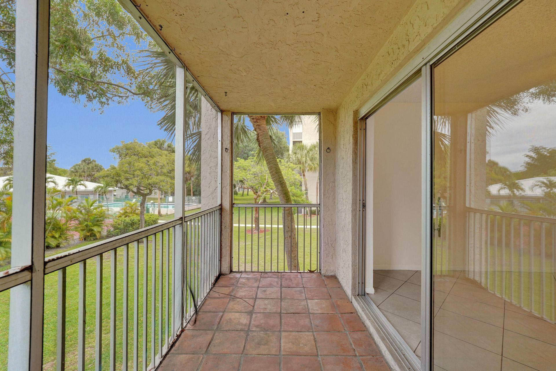 1100 NW 87th Avenue, Unit 208, Coral Springs, FL 33071 Photo