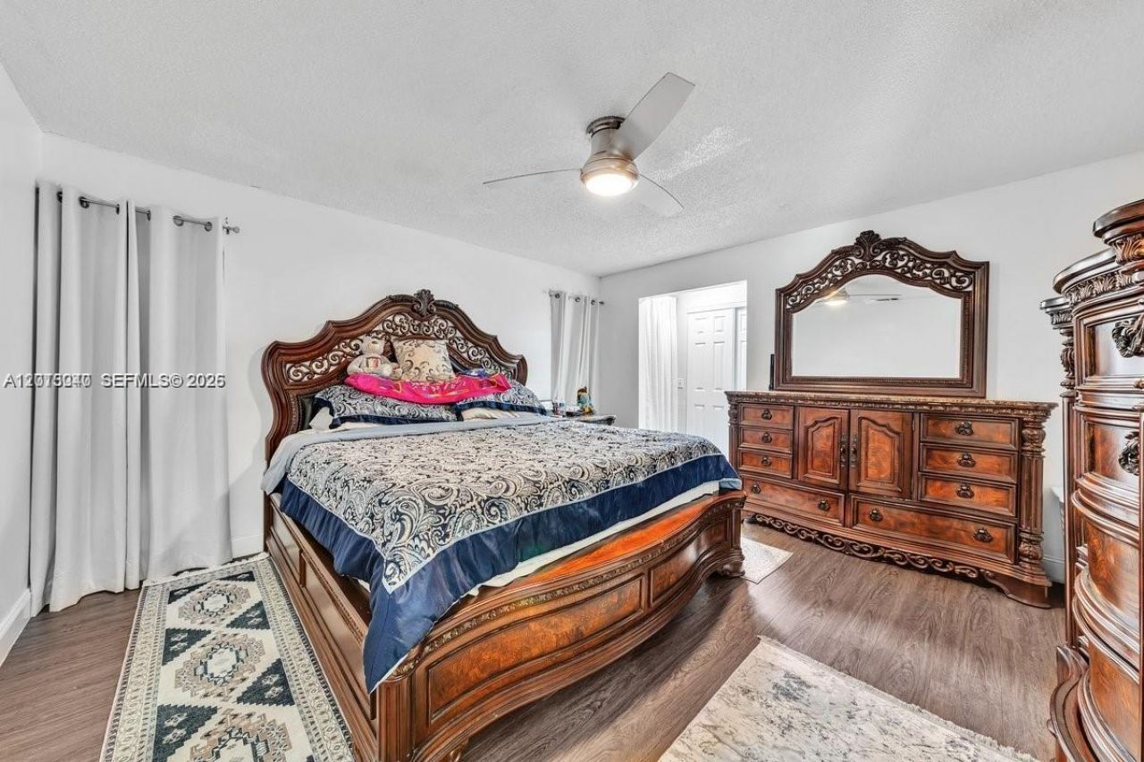 8830 NW 3rd St, Pembroke Pines, FL 33024 Photo