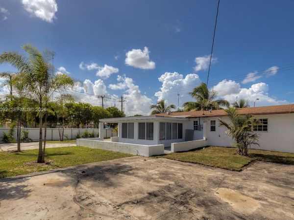 160 NW 199th St , Unit 160, Miami Gardens, FL 33169