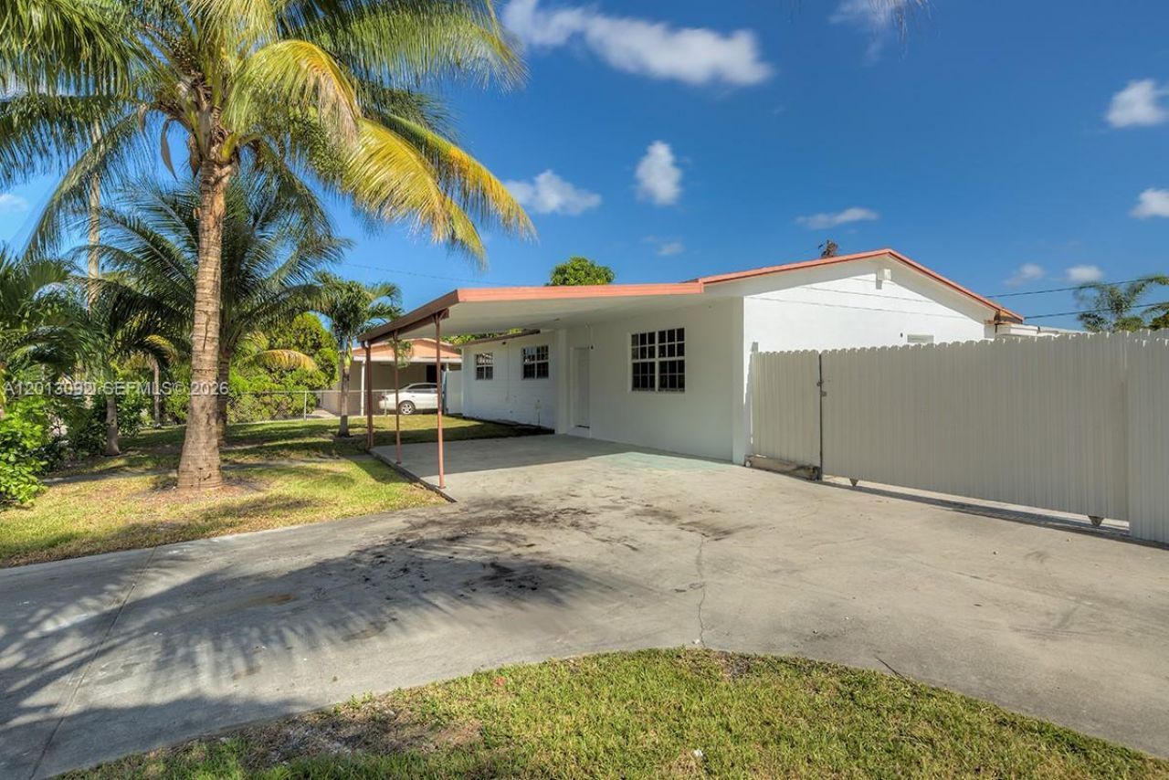 160 NW 199th St, Unit 160, Miami Gardens, FL 33169 Photo