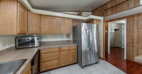 240 California Loop, Sacramento, CA 95823 Photo