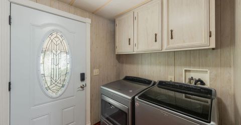 240 California Loop, Sacramento, CA 95823 Photo
