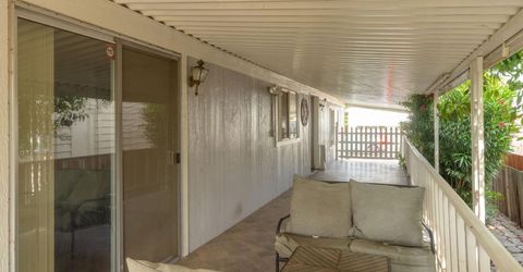 240 California Loop, Sacramento, CA 95823 Photo