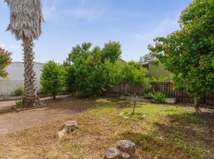 240 California Loop, Sacramento, CA 95823 Photo