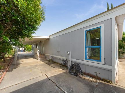 240 California Loop, Sacramento, CA 95823 Photo