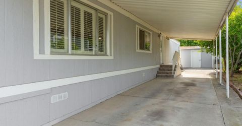 240 California Loop, Sacramento, CA 95823 Photo