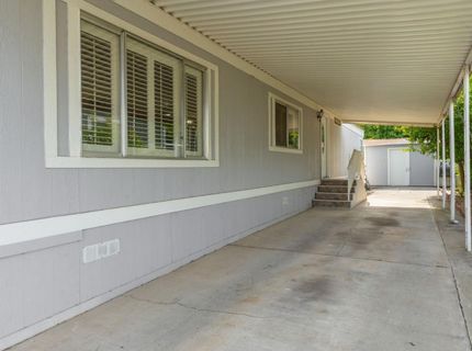 240 California Loop, Sacramento, CA 95823 Photo