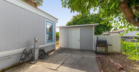 240 California Loop, Sacramento, CA 95823 Photo