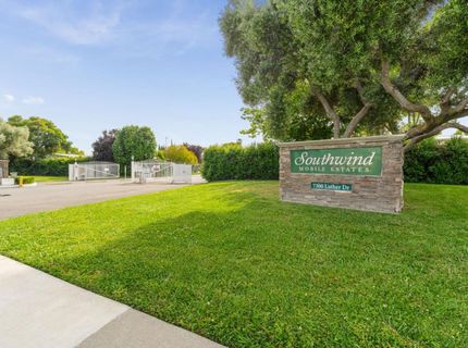 240 California Loop, Sacramento, CA 95823 Photo