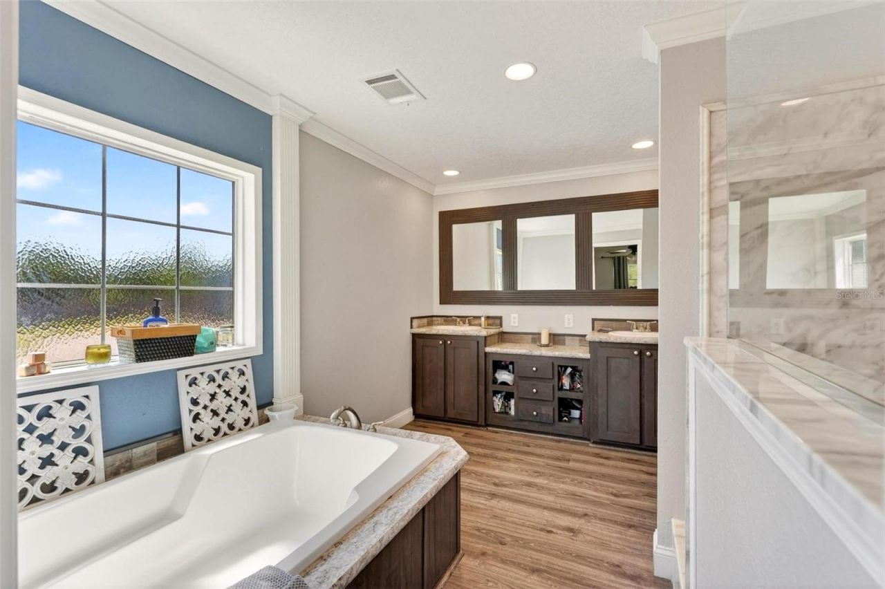 18350 SE 42nd Place, Morriston, FL 32668 Photo