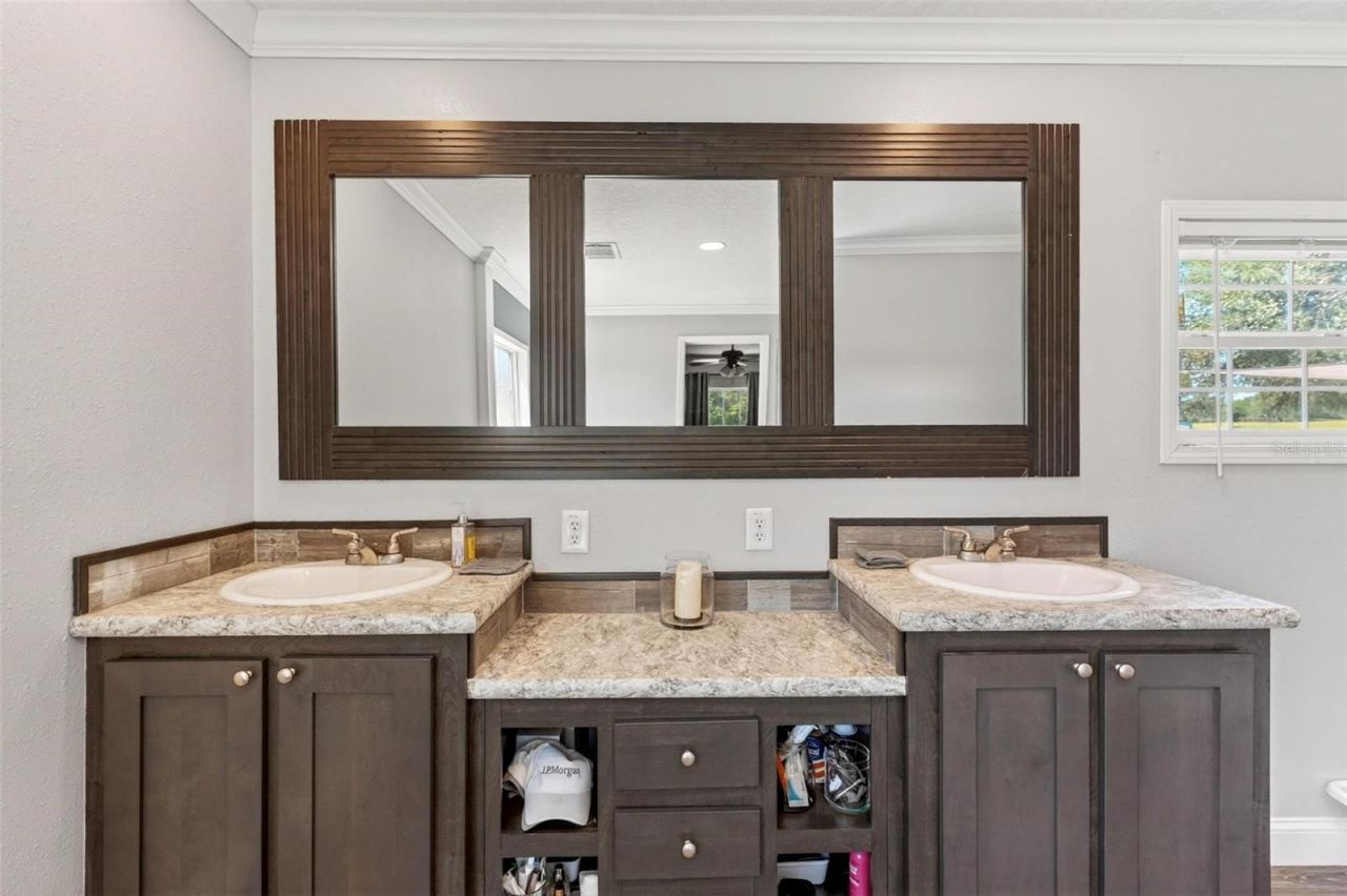 18350 SE 42nd Place, Morriston, FL 32668 Photo