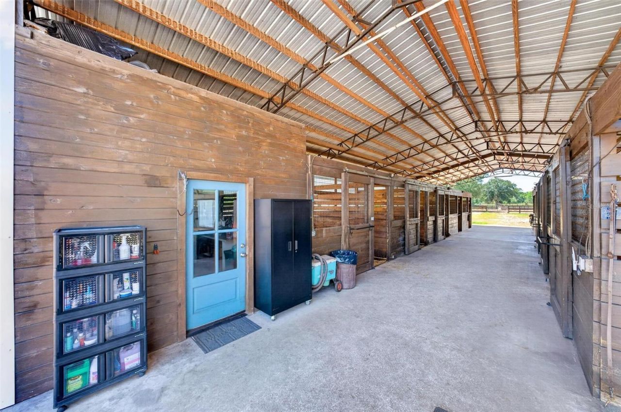 18350 SE 42nd Place, Morriston, FL 32668 Photo