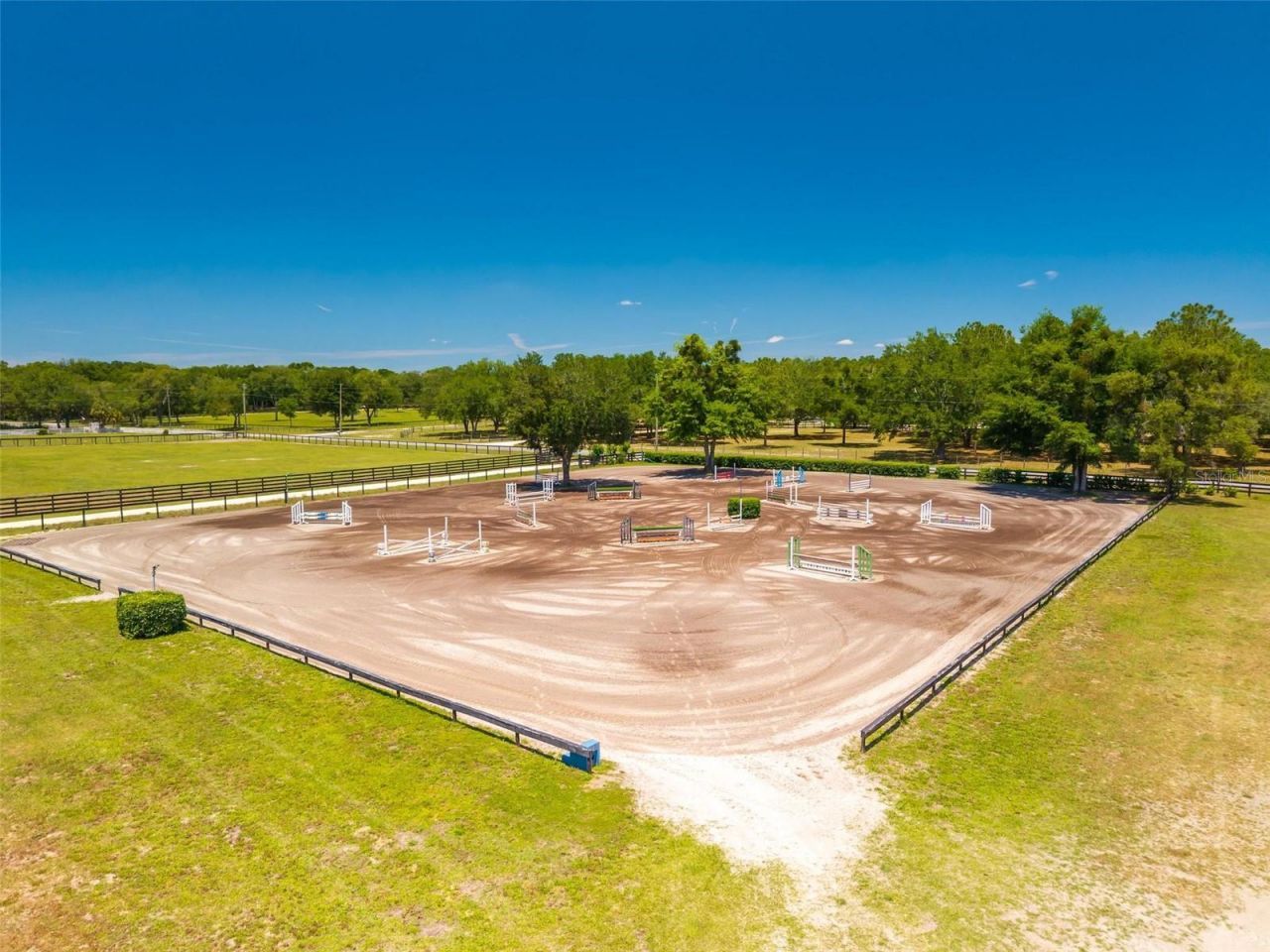 18350 SE 42nd Place, Morriston, FL 32668 Photo