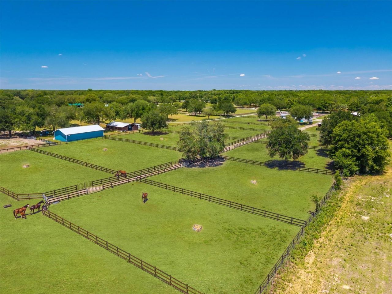 18350 SE 42nd Place, Morriston, FL 32668 Photo
