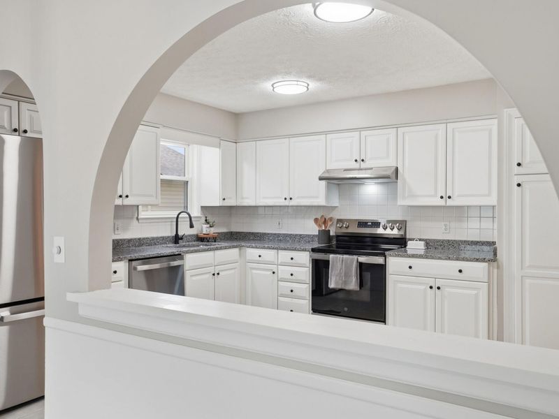 1120 E College Avenue, Westerville, OH 43081 Photo 20