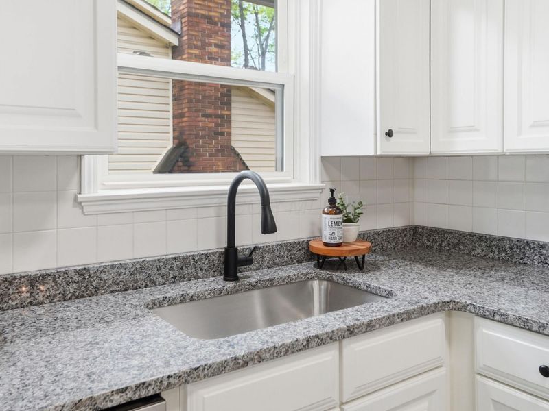 1120 E College Avenue, Westerville, OH 43081 Photo 24