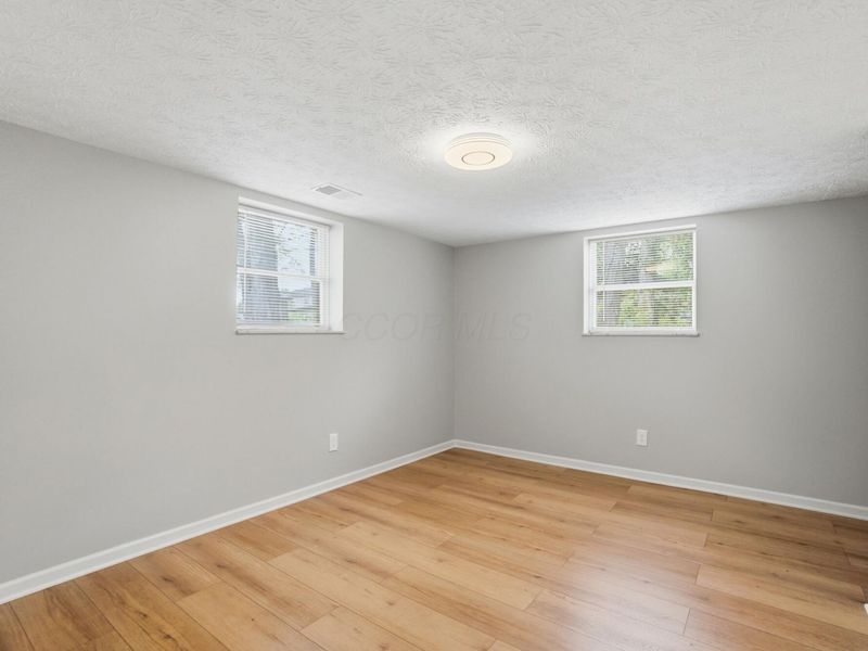 1120 E College Avenue, Westerville, OH 43081 Photo 36
