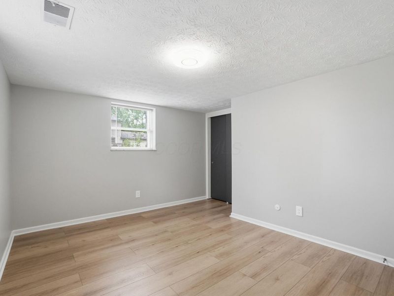1120 E College Avenue, Westerville, OH 43081 Photo 37