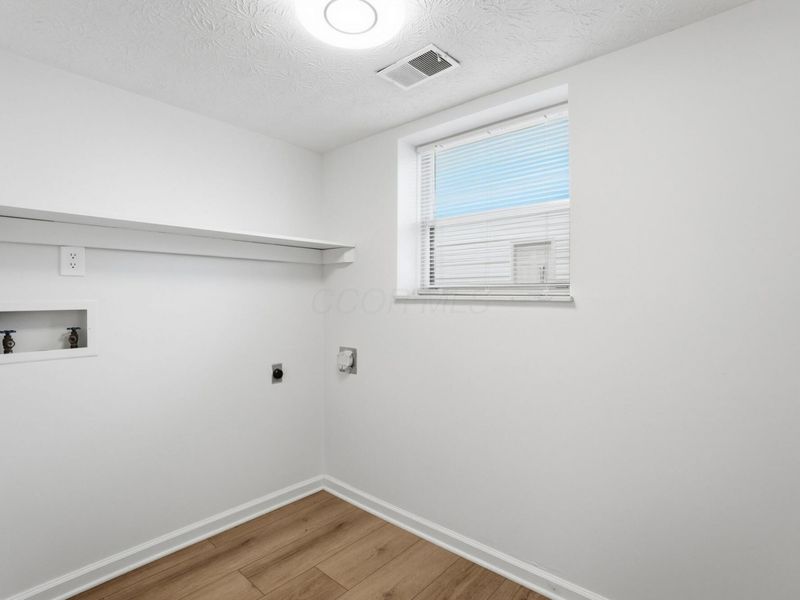 1120 E College Avenue, Westerville, OH 43081 Photo 42