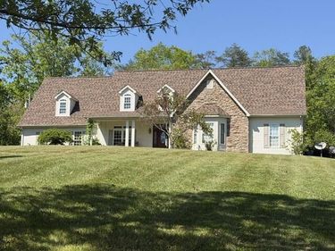 78 Lower Hatcher Creek Road, Stanton, KY 40380