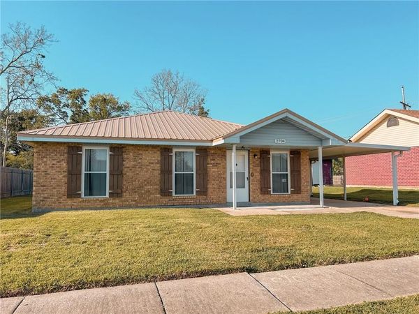 2704 SIEGLINDE Court , Marrero, LA 70072