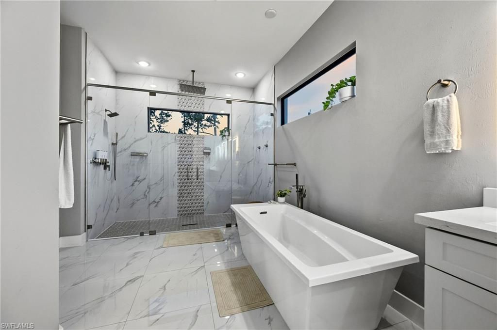 3159 6th Ave Se, Naples, FL 34117 Photo