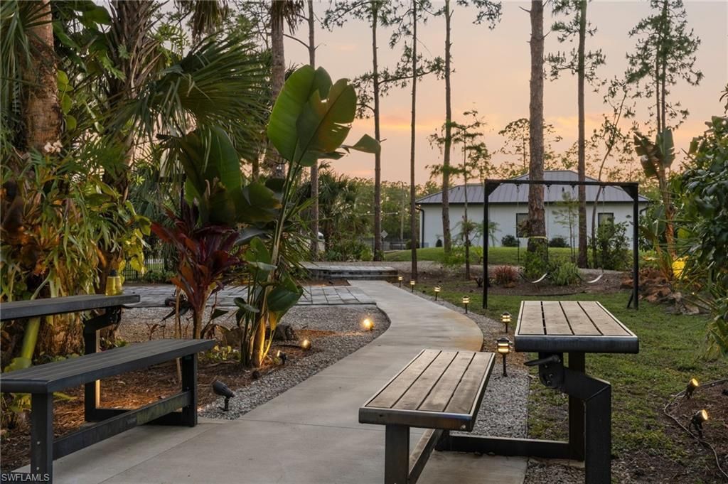 3159 6th Ave Se, Naples, FL 34117 Photo