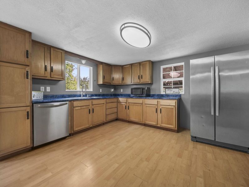 10713 Fairview Road SE, Heath, OH 43056 Photo 23