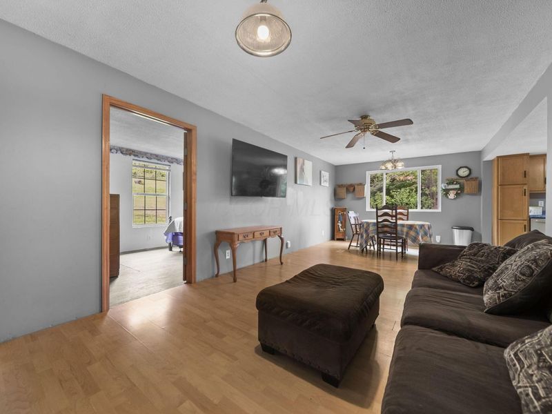 10713 Fairview Road SE, Heath, OH 43056 Photo 37