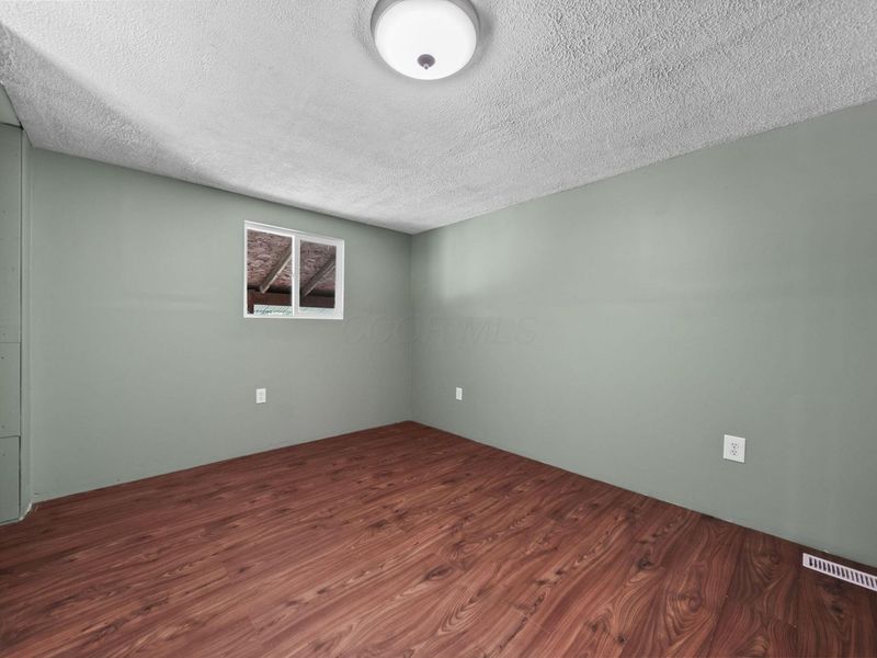 10713 Fairview Road SE, Heath, OH 43056 Photo 42