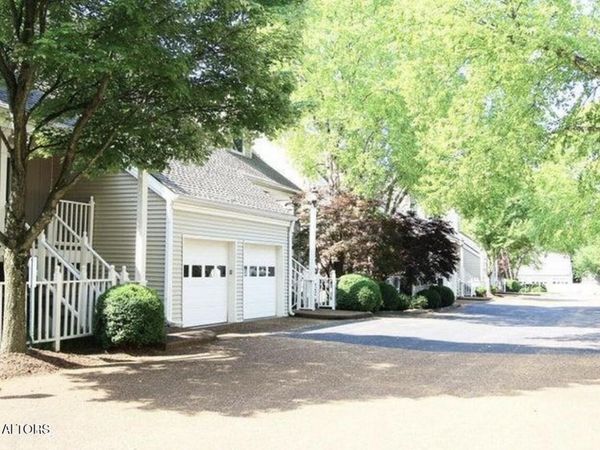 556 Riverfront Way, Knoxville, TN 37915