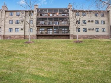 4350 Trenton Lane N, Unit 308, Plymouth, MN 55442