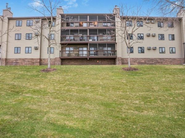 4350 Trenton Lane N, Unit 308, Plymouth, MN 55442