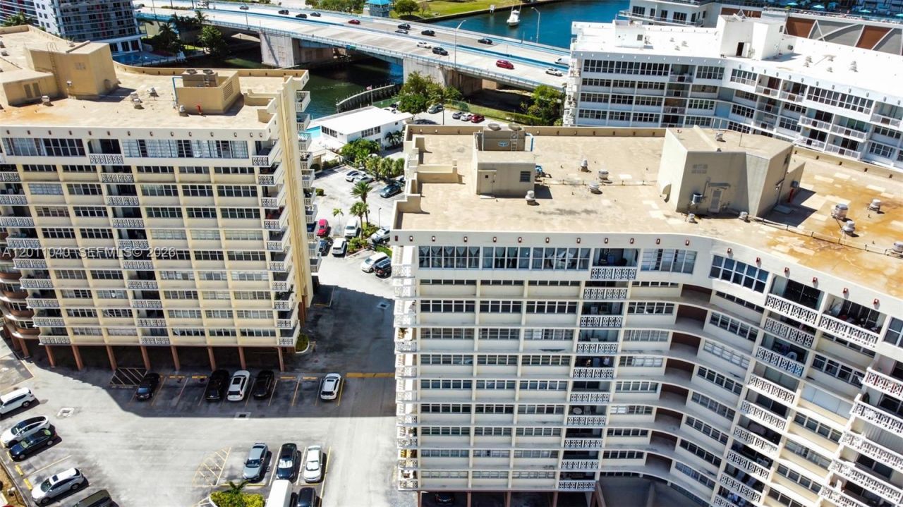 1825 S Ocean Drive, Unit PH-9, Hallandale Beach, FL 33009 Photo