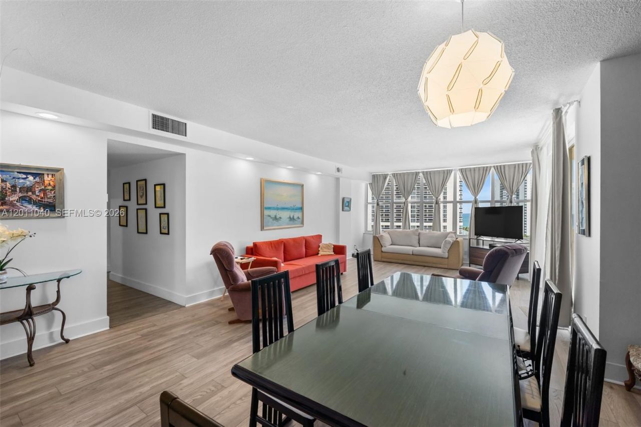 1825 S Ocean Drive, Unit PH-9, Hallandale Beach, FL 33009 Photo