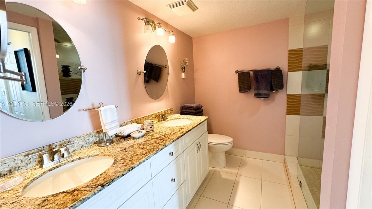 18100 N Bay Rd, Unit 1106, Sunny Isles Beach, FL 33160 Photo