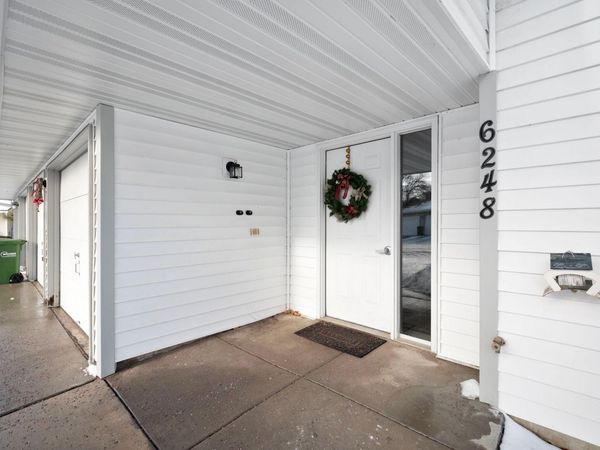 6248 Magda Drive , Unit D, Maple Grove, MN 55369