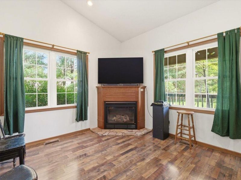 15463 Glen Road, Mount Vernon, OH 43050 Photo 13