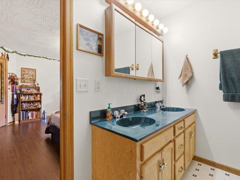 15463 Glen Road, Mount Vernon, OH 43050 Photo 33