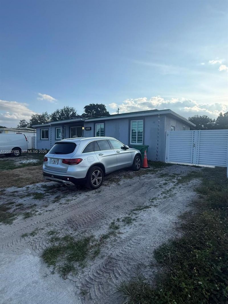 17630 NW 36th Ave, Miami Gardens, FL 33056 Photo