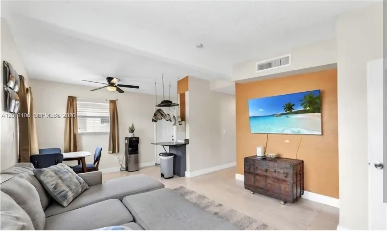 4720 NE 14th Ave , Pompano Beach, FL 33064 Photo