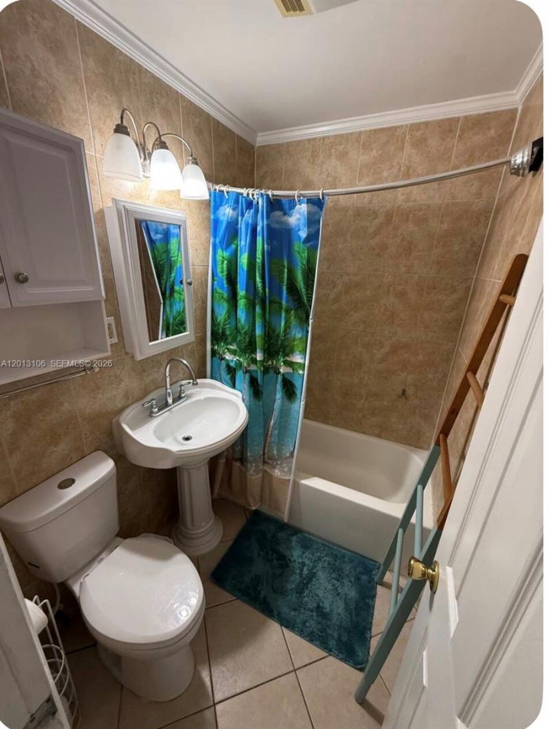 4720 NE 14th Ave , Pompano Beach, FL 33064 Photo