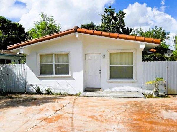 2335 NW 55th St, Miami, FL 33142