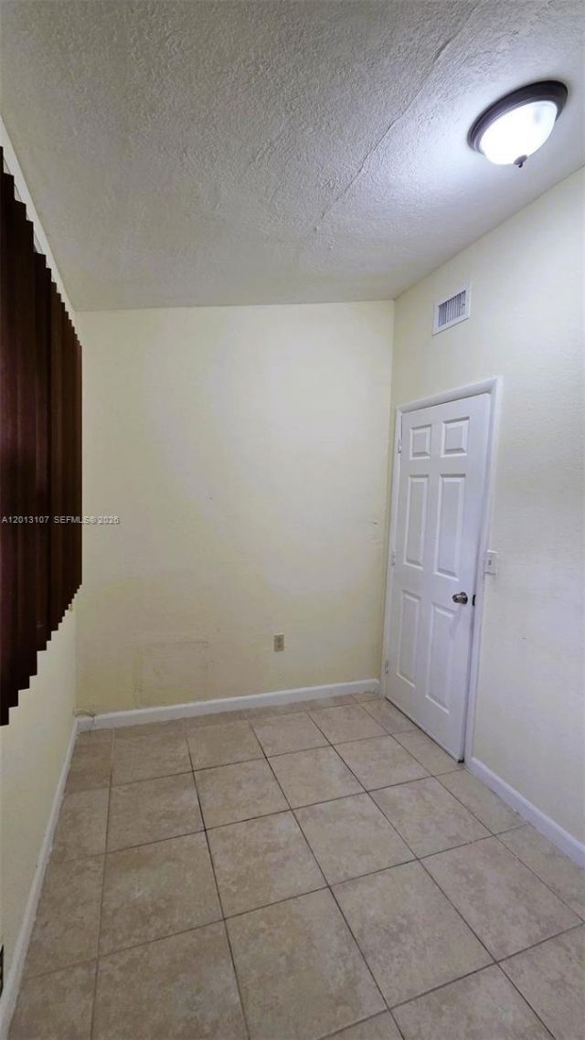 2335 NW 55th St, Miami, FL 33142 Photo