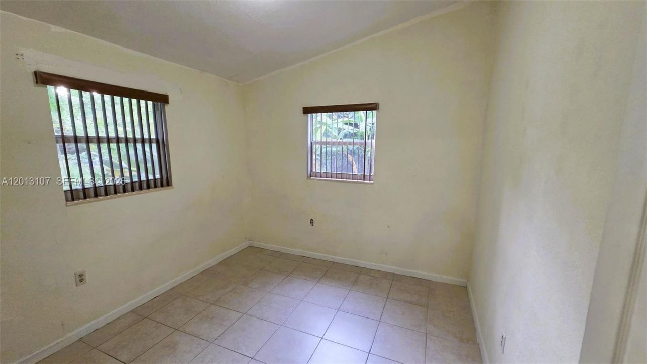 2335 NW 55th St, Miami, FL 33142 Photo