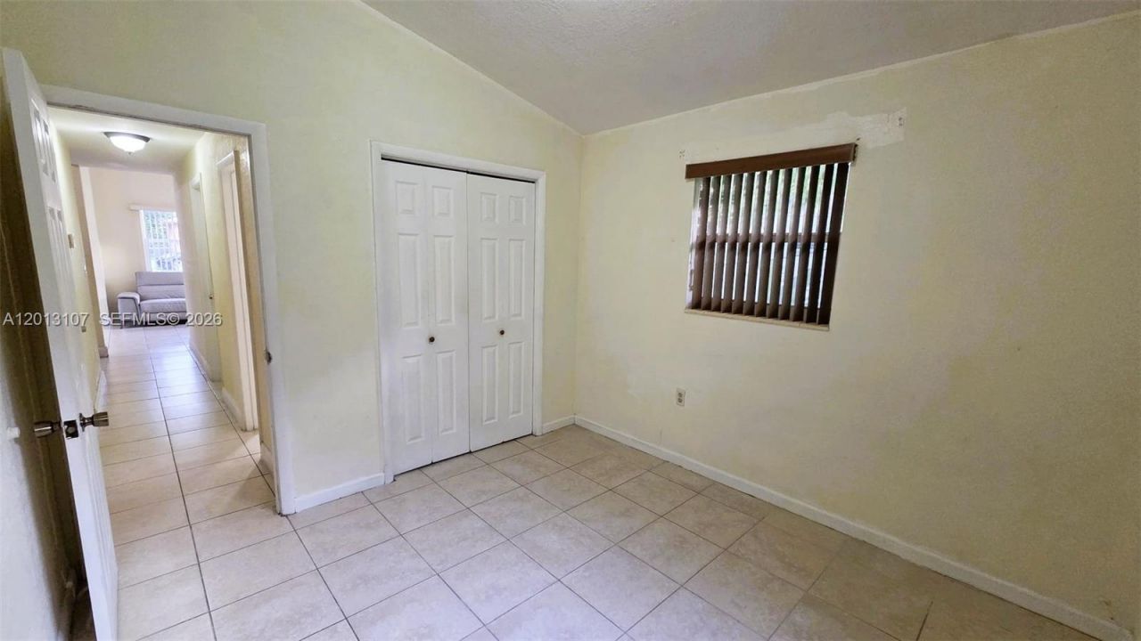2335 NW 55th St, Miami, FL 33142 Photo
