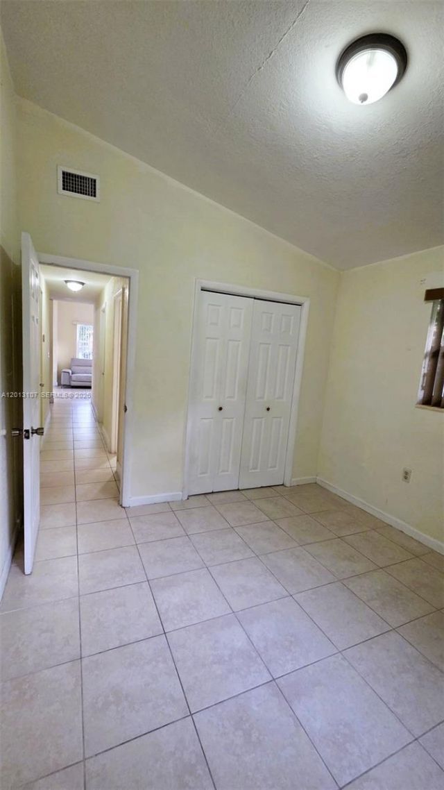 2335 NW 55th St, Miami, FL 33142 Photo