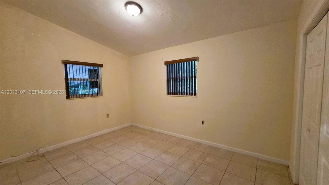 2335 NW 55th St, Miami, FL 33142 Photo
